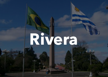 Obelisco típico de la ciudad de Rivera